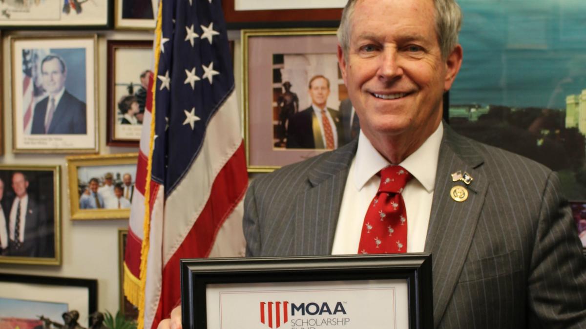 Rep. Wilson with MOAA Award